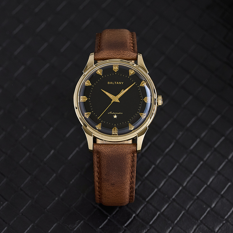 ساعة يد رجالية أوتوماتيكية ميك - مراجعة Suede Strap Watch وسعره