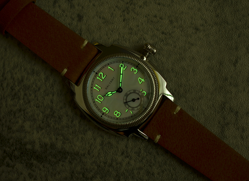 Baltany الرجال الطيار ساعة عسك - مراجعة Omega Watch Constellation وسعره