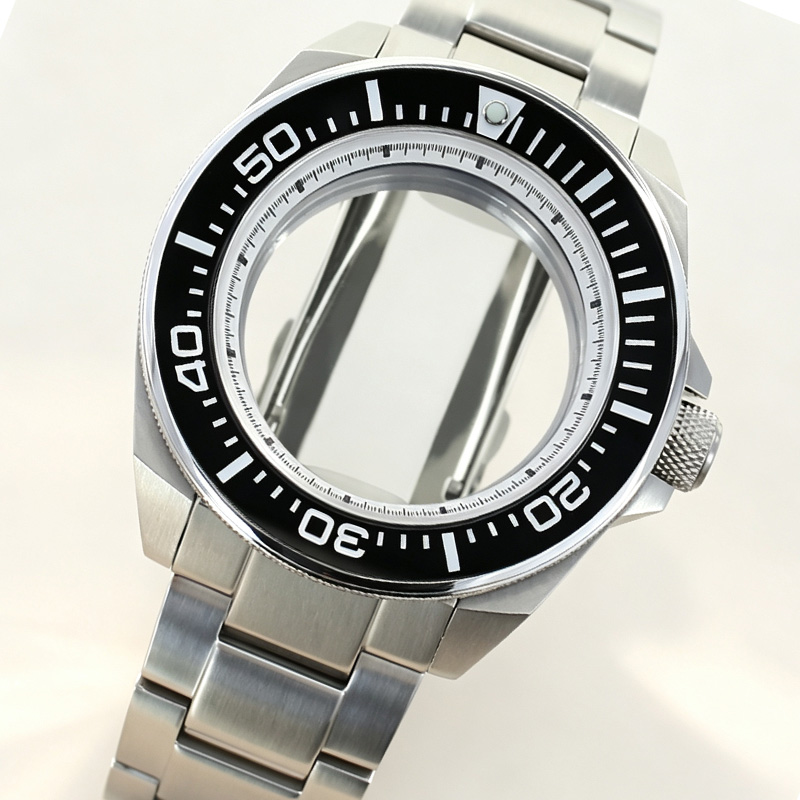 علبة ساعة غوص رياضية مقاس 43 م - مراجعة Citizen Watch Tsuyosa وسعره