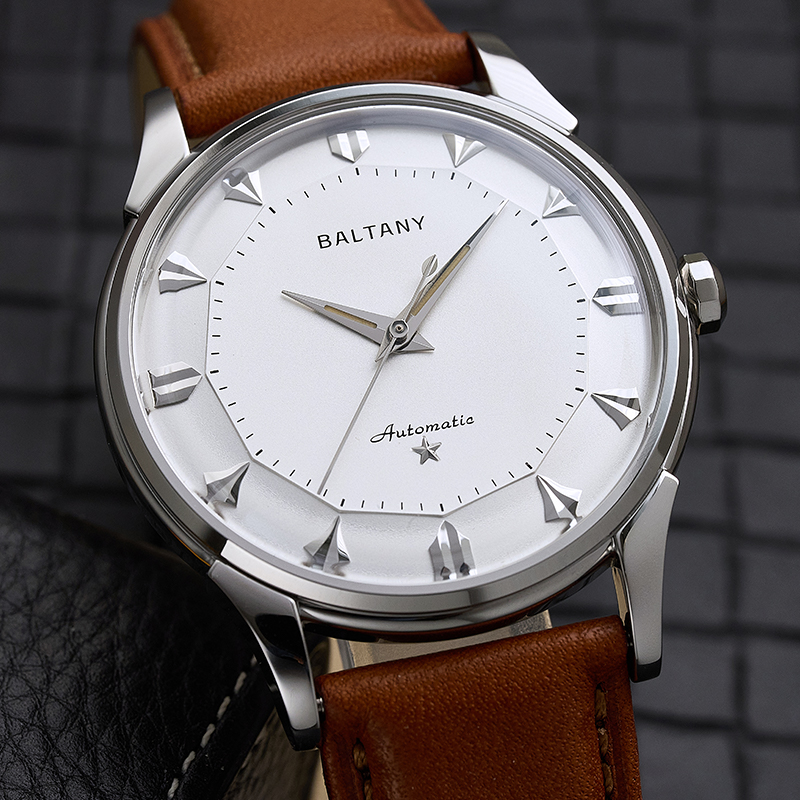 ساعة يد رجالية أوتوماتيكية ميك - مراجعة Omega Watch Constellation وسعره